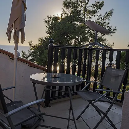 Miranda * Nikiti (Sithonia)