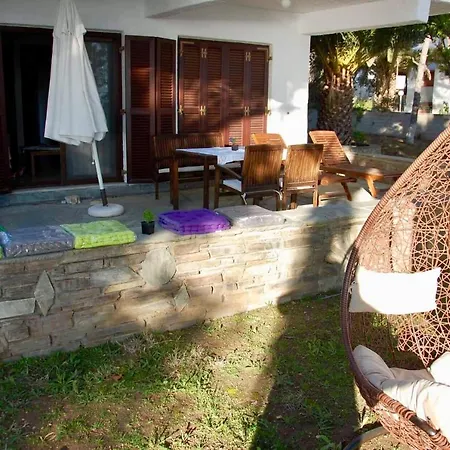 Miranda * Nikiti (Sithonia)